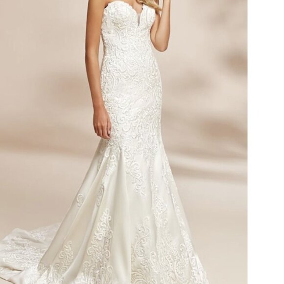 Eddy K Wedding Dress - Picture 3 of 5